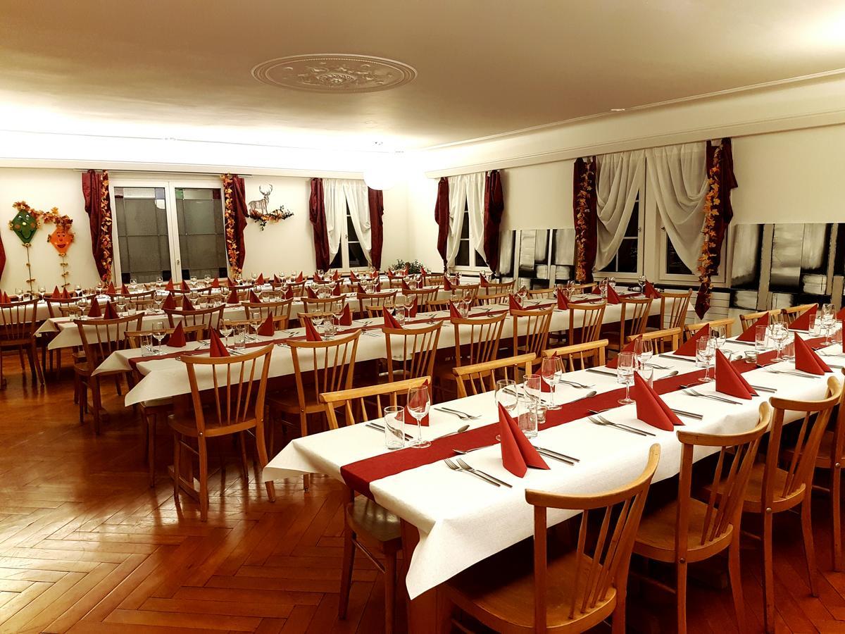 ホテル Gasthaus Rossli Sankt Gallenkappel エクステリア 写真